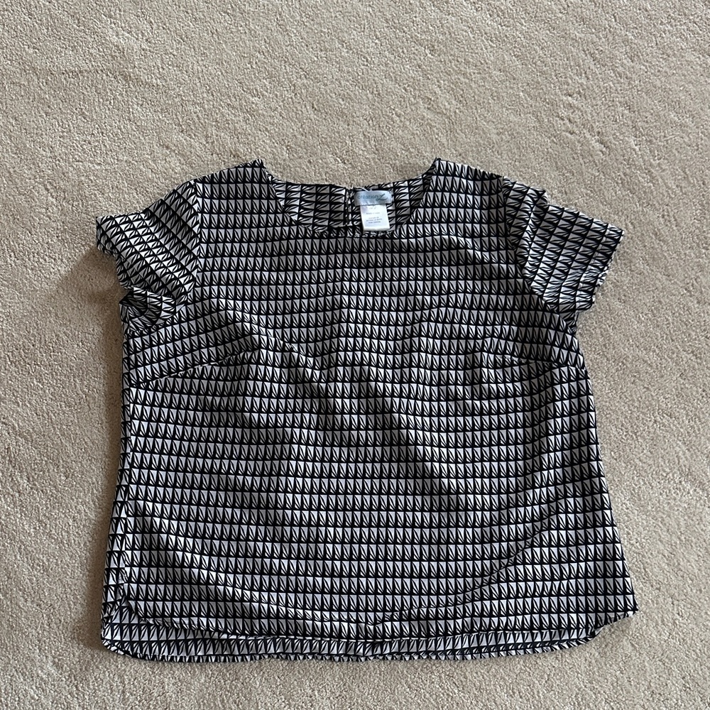Chic Black and White Geometric Women's Blouse